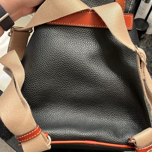Dooney & Bourke backpack - Picture 14 of 15